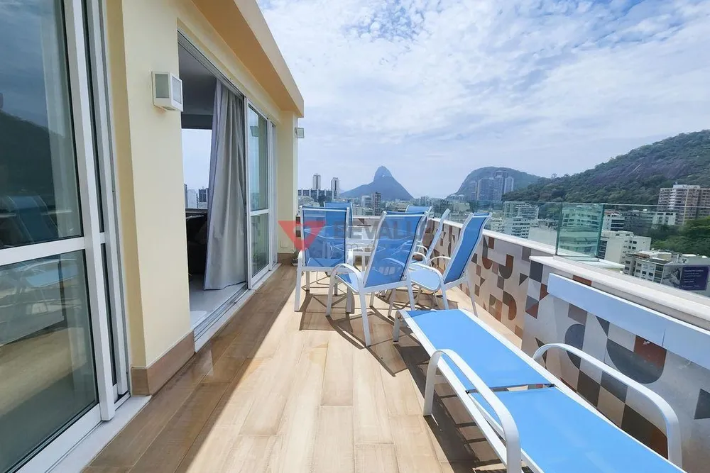 Cobertura, 3 quartos, 207 m² - Foto 1