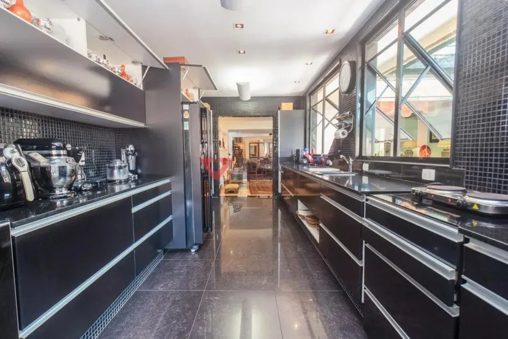 Casa, 6 quartos, 560 m² - Foto 3