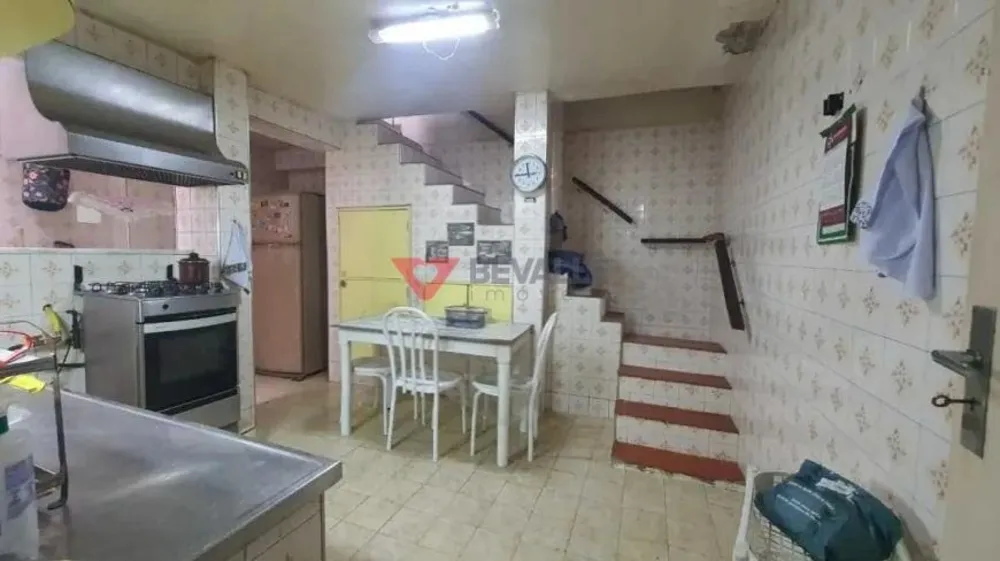 Casa, 4 quartos, 320 m² - Foto 9