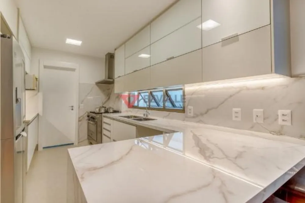 Apartamento, 4 quartos, 325 m² - Foto 18