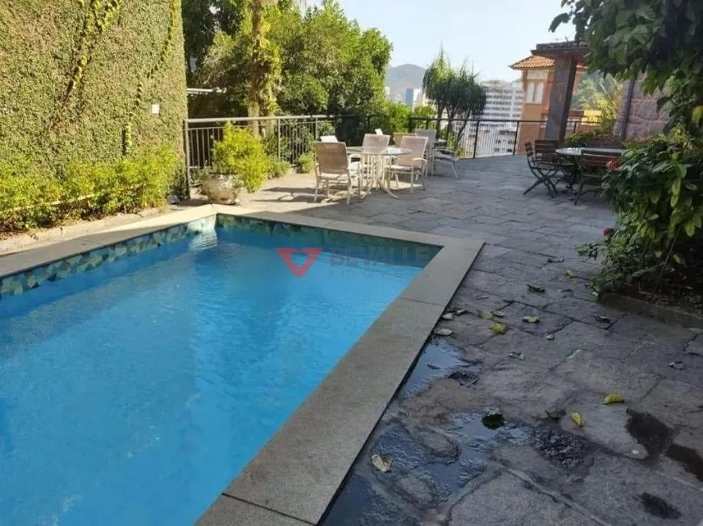 Casa, 3 quartos, 629 m² - Foto 1