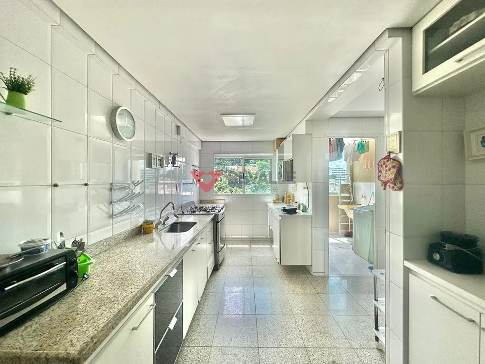Cobertura, 4 quartos, 252 m² - Foto 11
