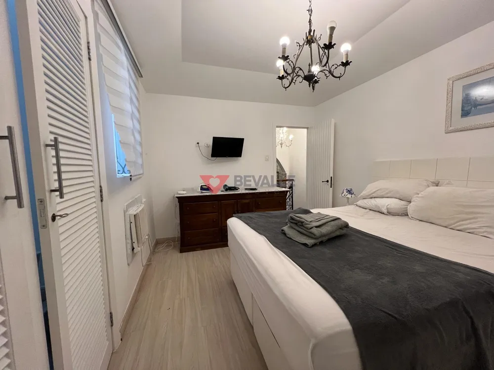 Casa, 4 quartos, 220 m² - Foto 9