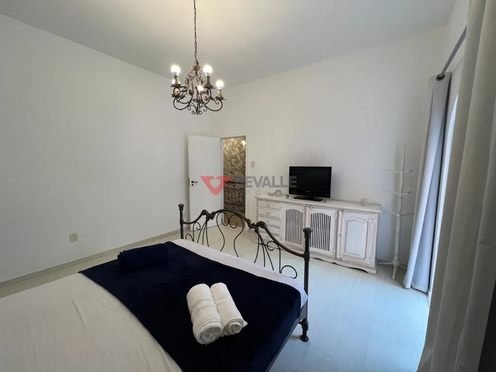 Casa, 4 quartos, 220 m² - Foto 47