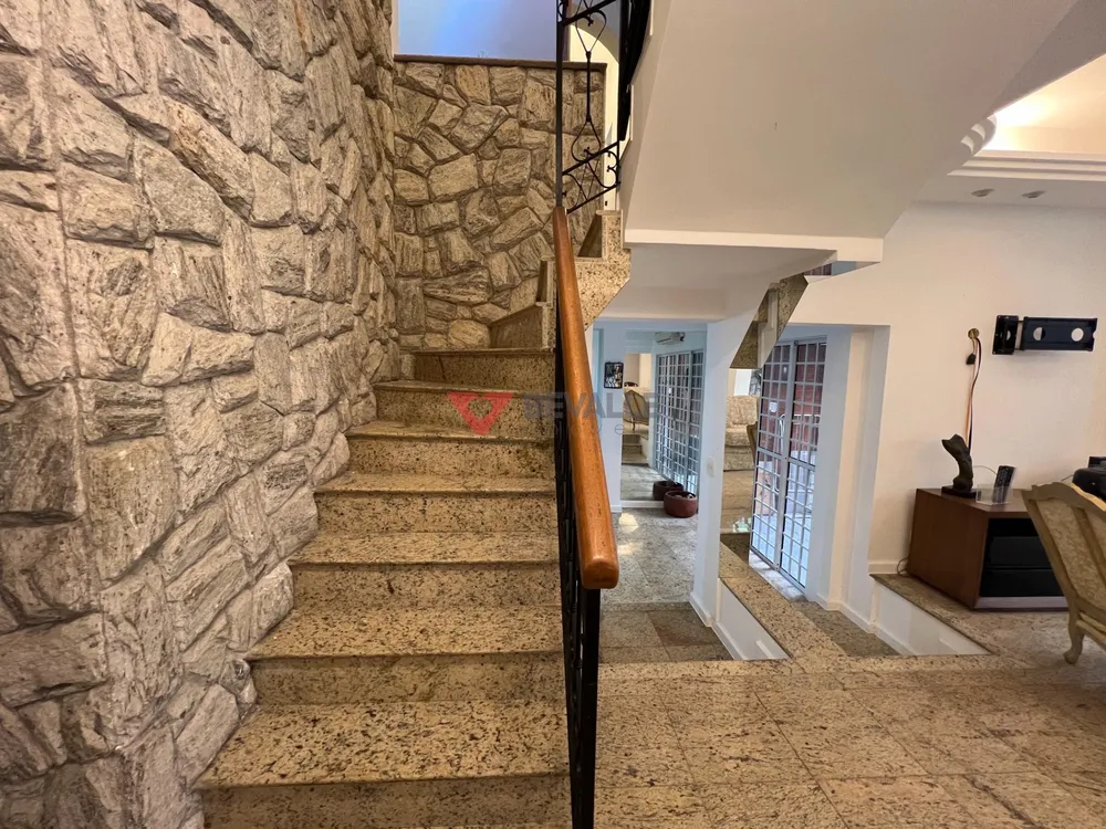 Casa, 4 quartos, 220 m² - Foto 4