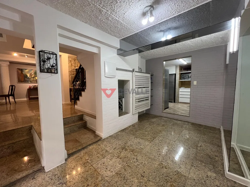 Casa, 4 quartos, 220 m² - Foto 14