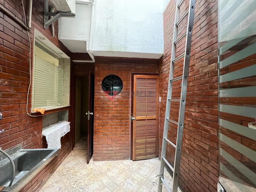 Casa, 4 quartos, 220 m² - Foto 24