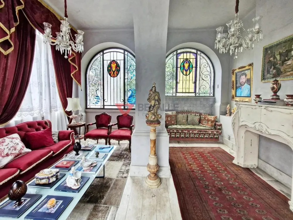 Casa, 7 quartos, 585 m² - Foto 1