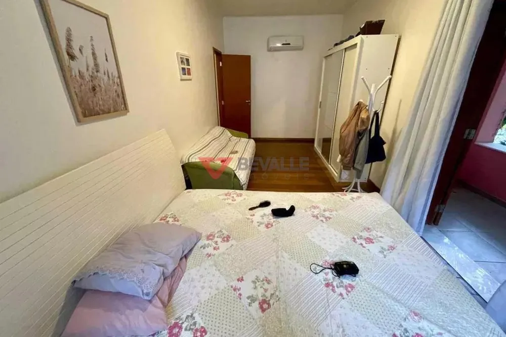 Casa, 3 quartos, 236 m² - Foto 13