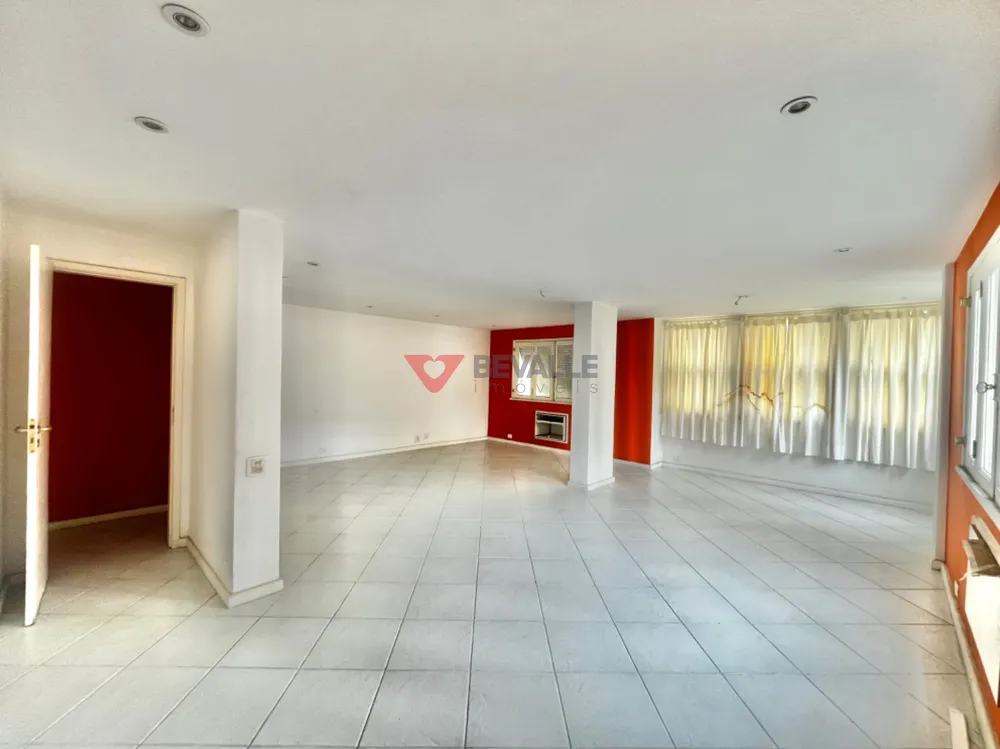 Apartamento, 3 quartos, 130 m² - Foto 1