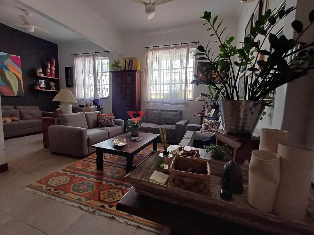 Casa, 4 quartos, 193 m² - Foto 1