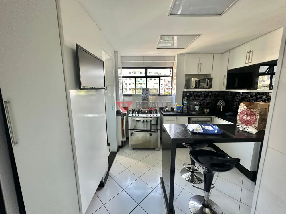 Cobertura, 3 quartos, 245 m² - Foto 14