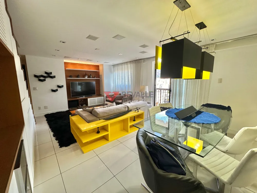 Cobertura, 3 quartos, 245 m² - Foto 2