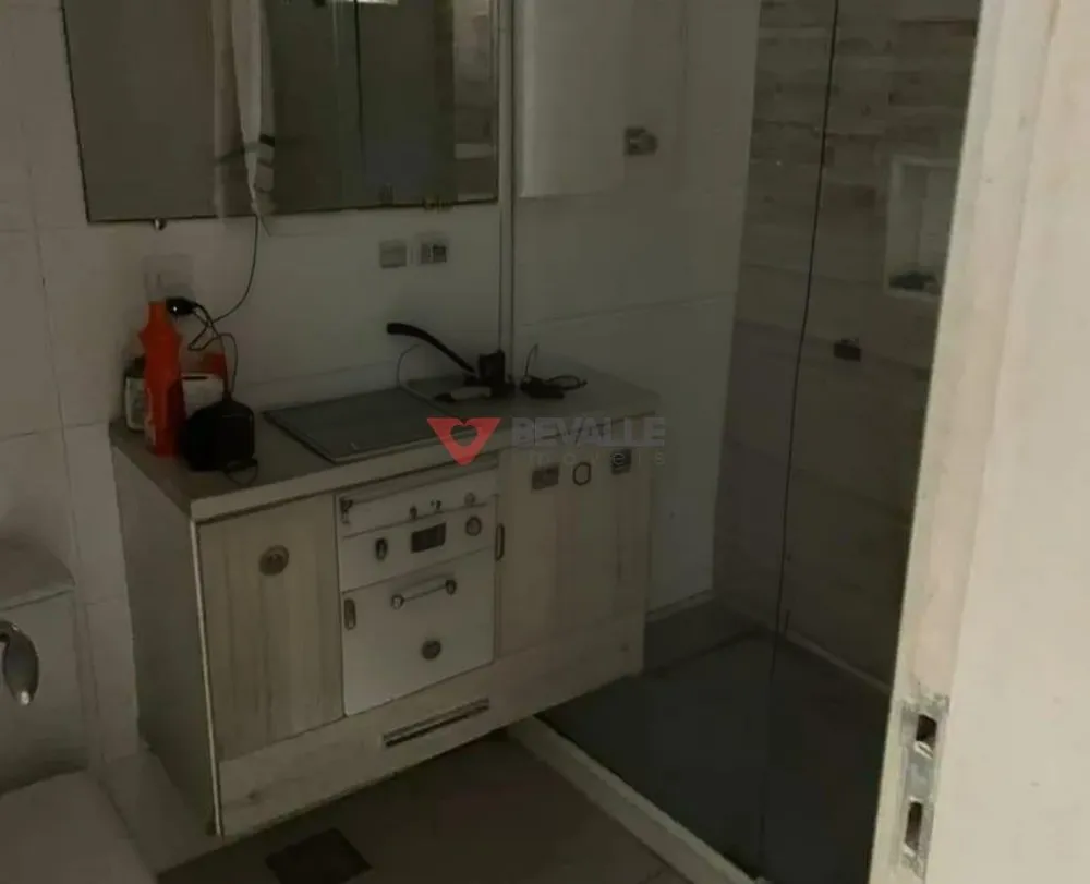 Casa, 4 quartos, 240 m² - Foto 9
