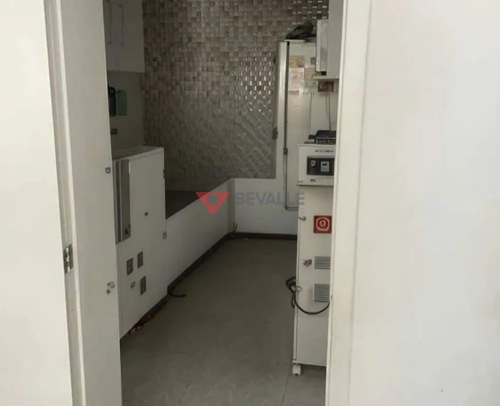 Casa, 4 quartos, 240 m² - Foto 24