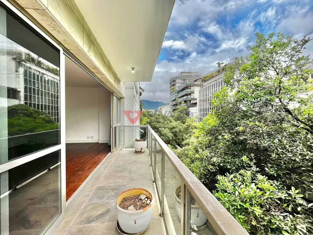 Apartamento, 3 quartos, 150 m² - Foto 1