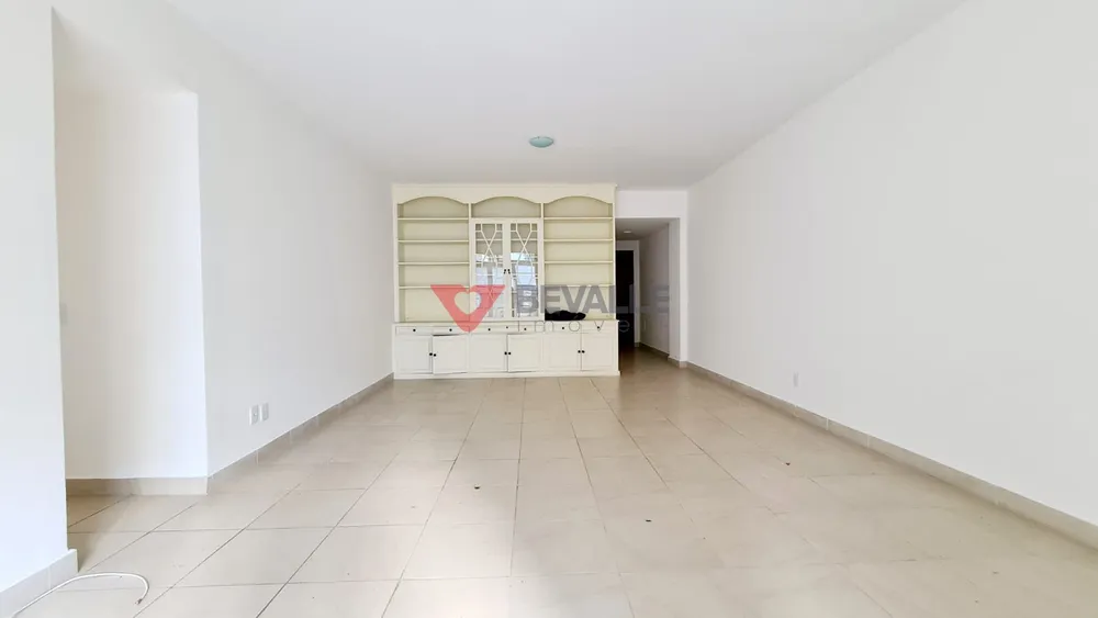 Apartamento, 3 quartos, 133 m² - Foto 2