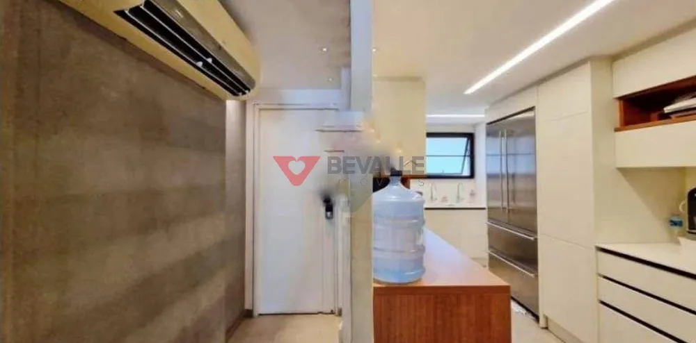 Cobertura, 4 quartos, 235 m² - Foto 17