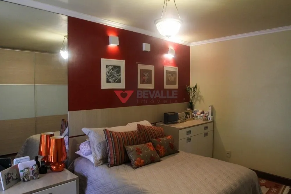 Casa, 3 quartos, 286 m² - Foto 17