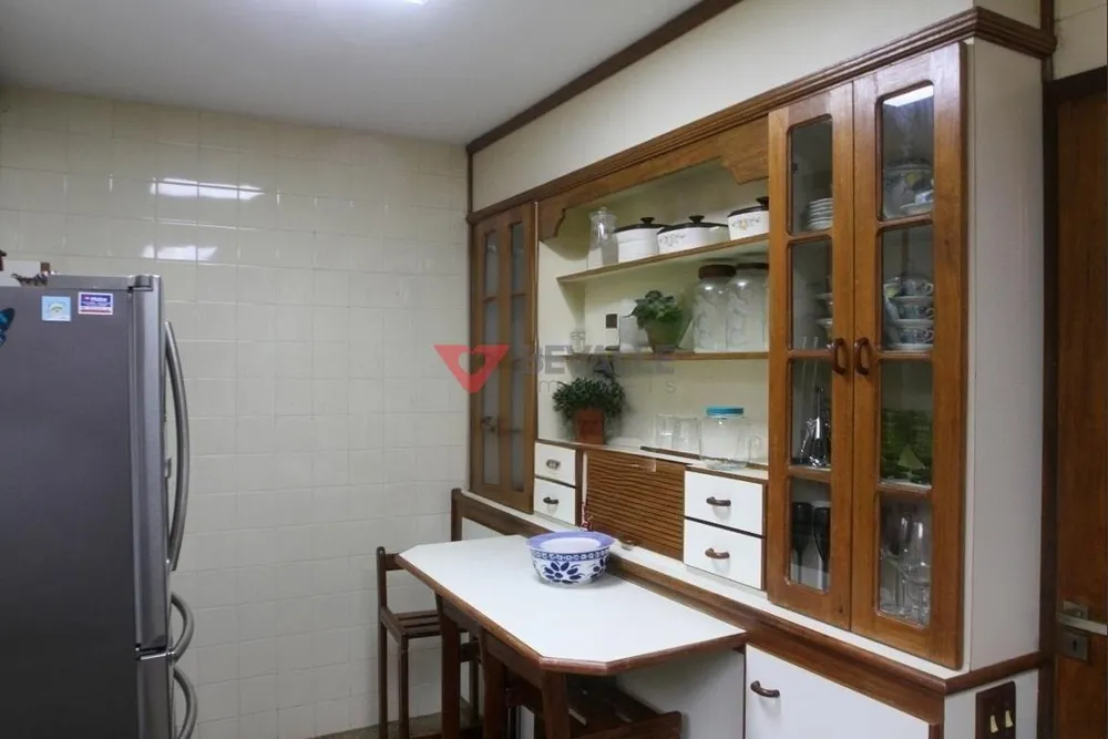 Casa, 3 quartos, 286 m² - Foto 13