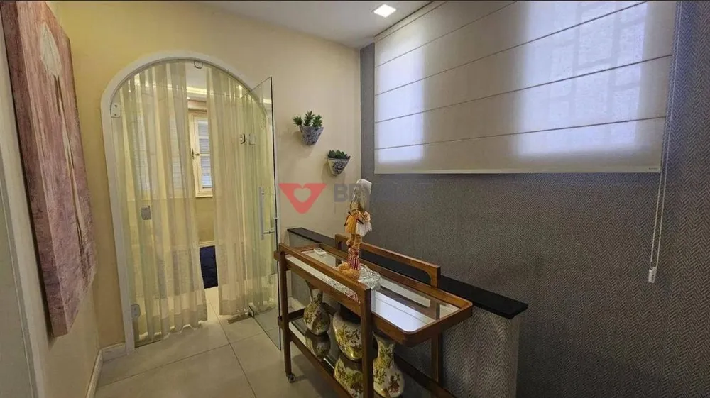 Casa, 3 quartos, 235 m² - Foto 14