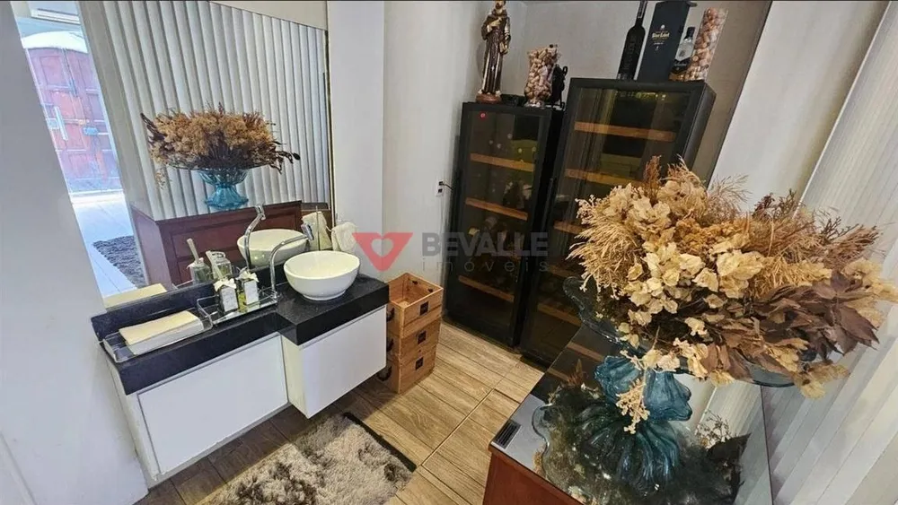 Casa, 3 quartos, 235 m² - Foto 11
