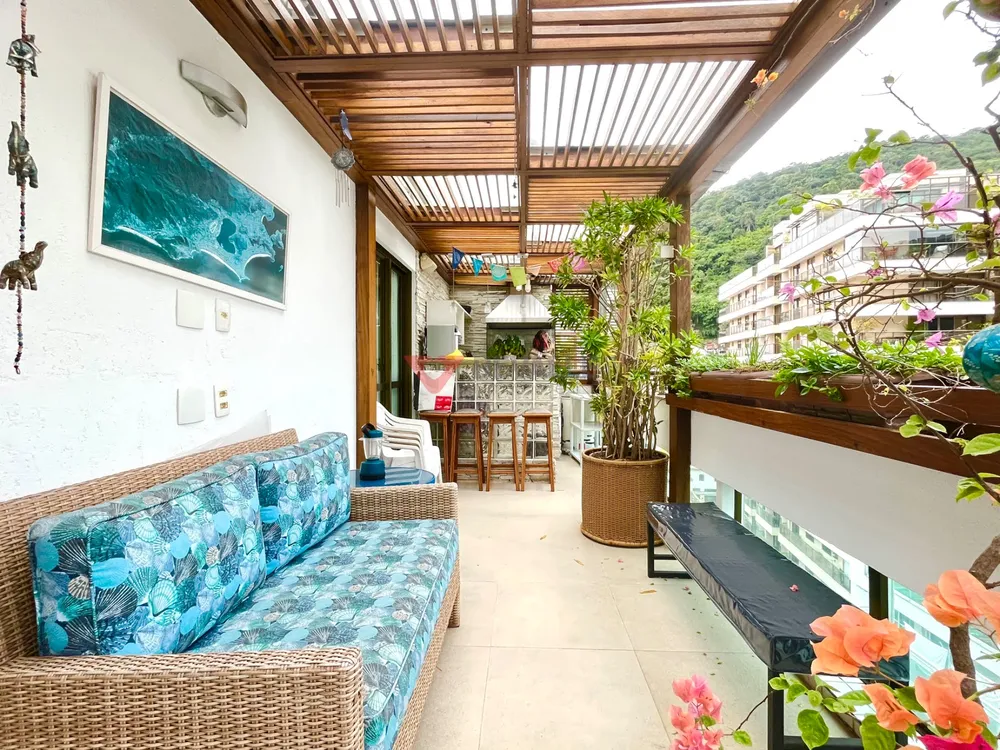 Cobertura, 3 quartos, 191 m² - Foto 2
