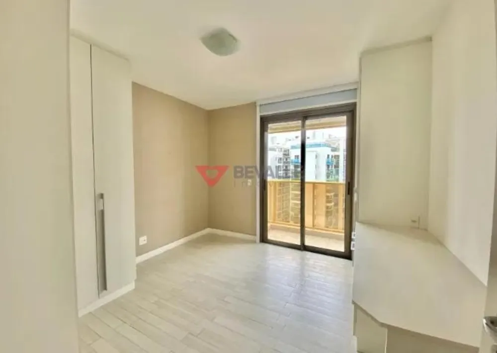 Apartamento, 4 quartos, 217 m² - Foto 4