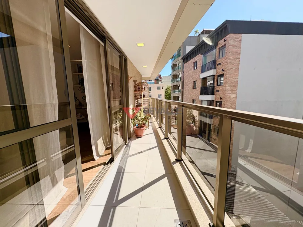Apartamento, 3 quartos, 124 m² - Foto 2