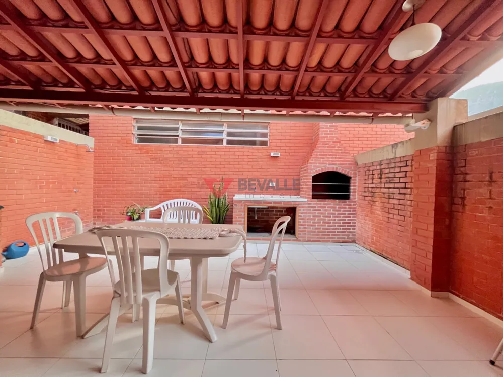 Casa, 5 quartos, 262 m² - Foto 4