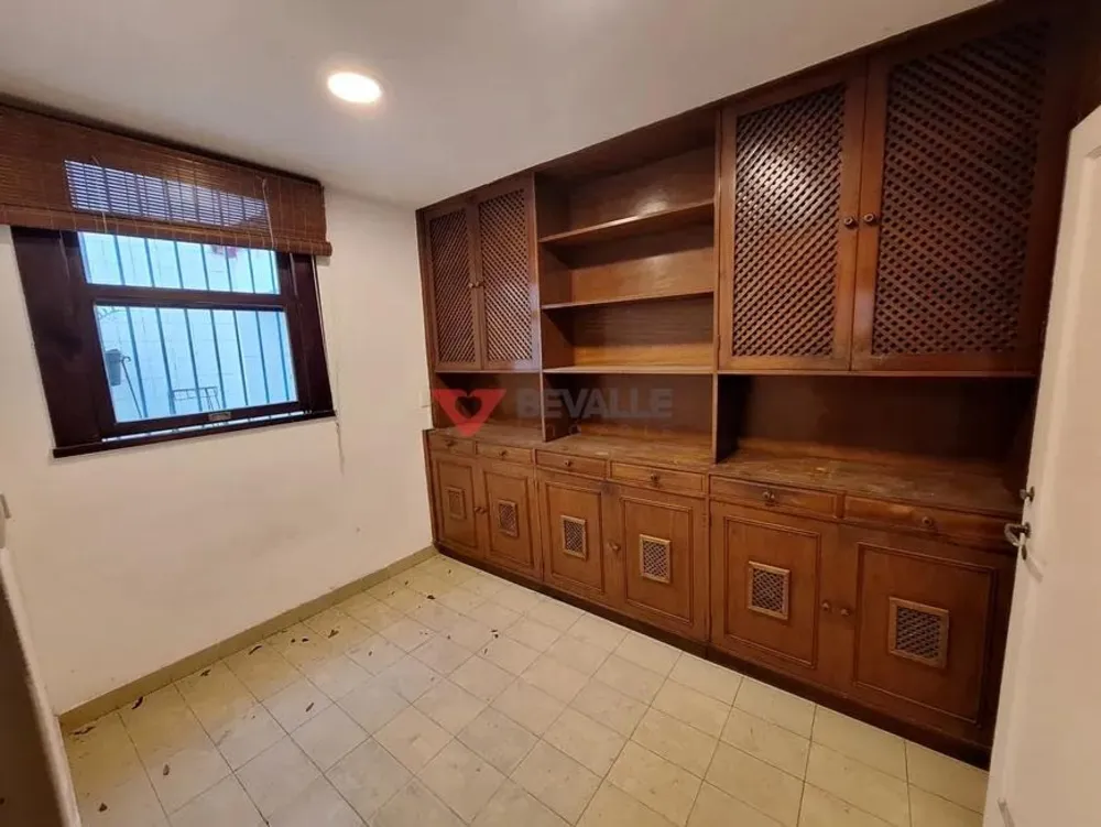 Casa, 4 quartos, 250 m² - Foto 9