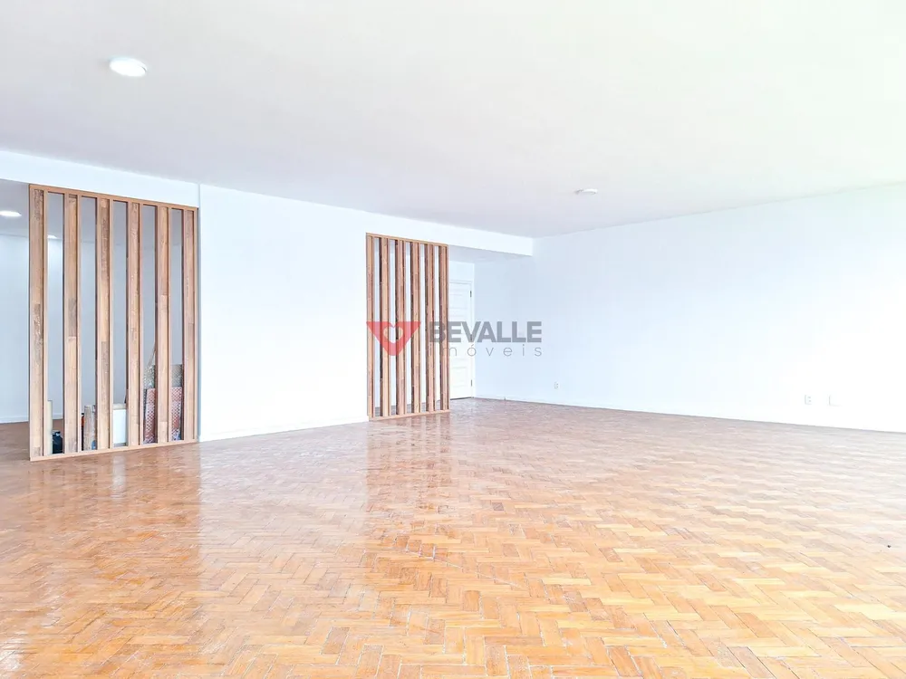 Apartamento, 3 quartos, 270 m² - Foto 2