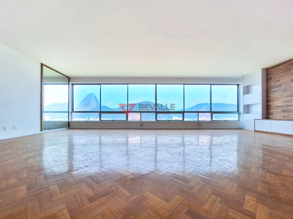 Apartamento, 3 quartos, 270 m² - Foto 1