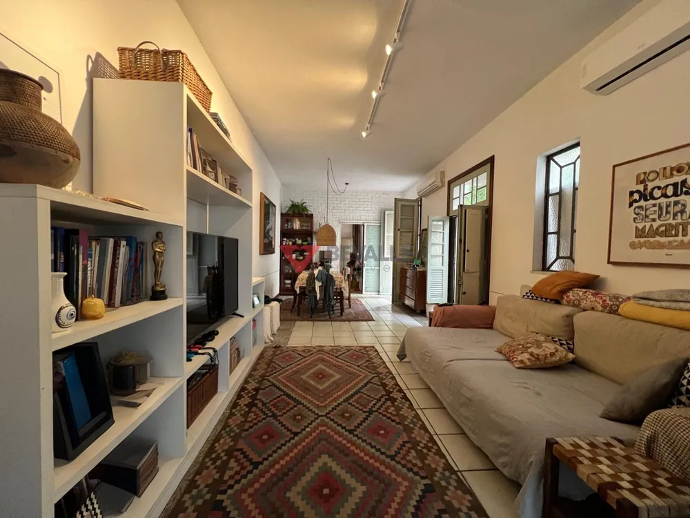 Casa, 5 quartos, 288 m² - Foto 1