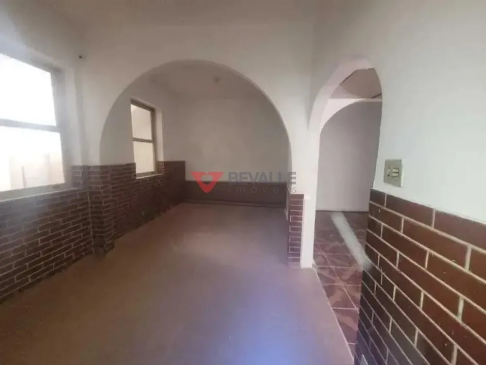 Casa, 3 quartos, 269 m² - Foto 1