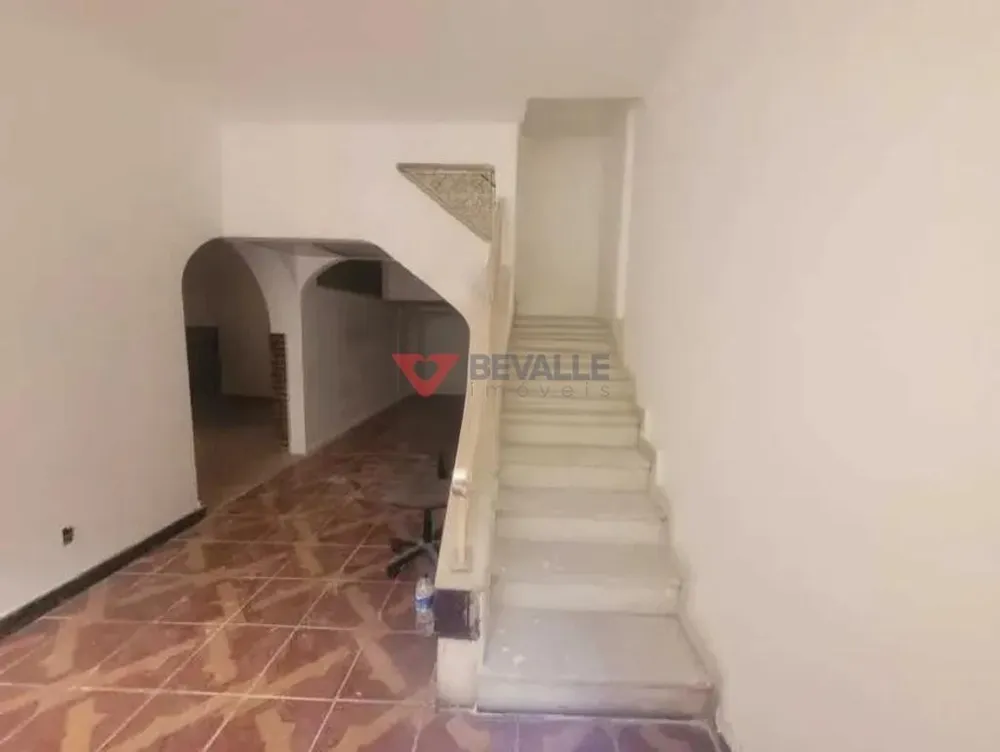 Casa, 3 quartos, 269 m² - Foto 2