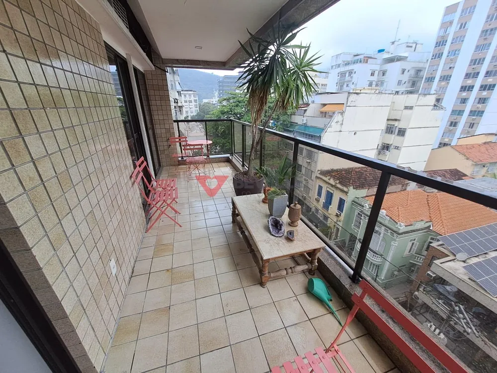 Cobertura, 3 quartos, 197 m² - Foto 1