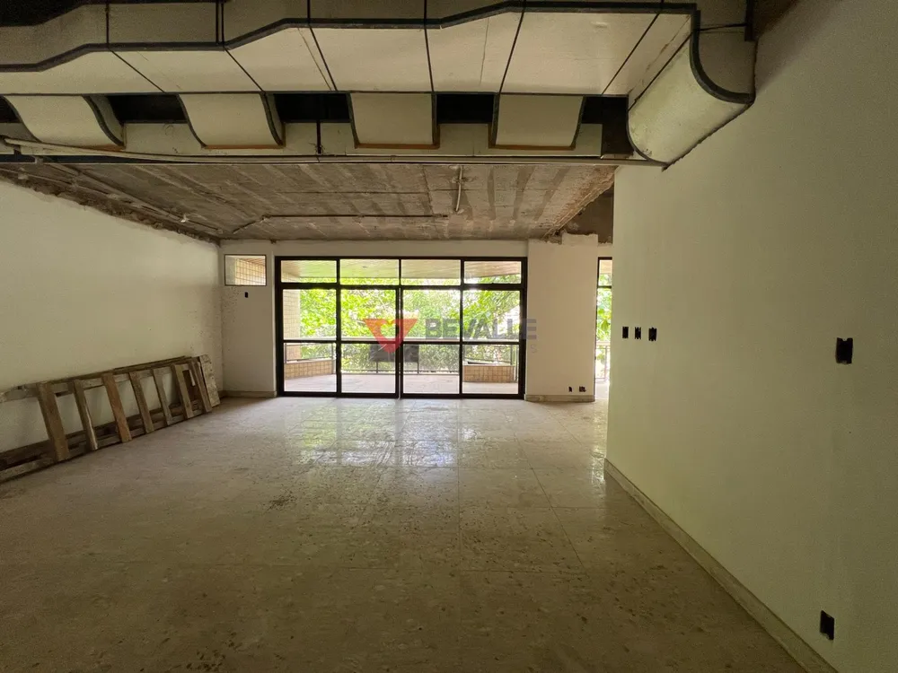 Cobertura, 3 quartos, 305 m² - Foto 2