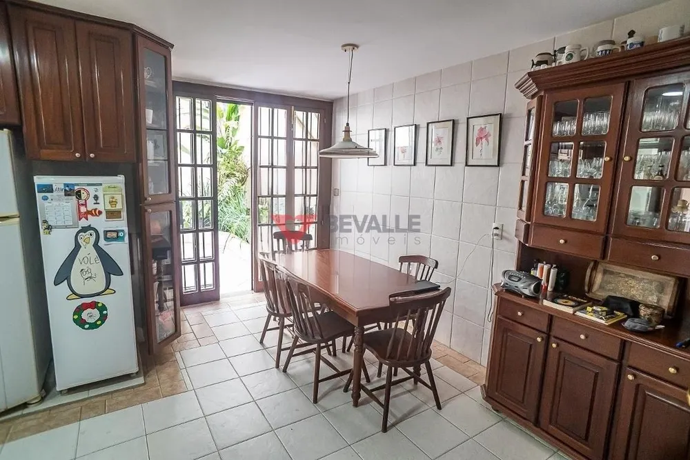 Casa, 6 quartos, 340 m² - Foto 10