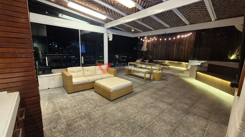 Cobertura, 3 quartos, 260 m² - Foto 1