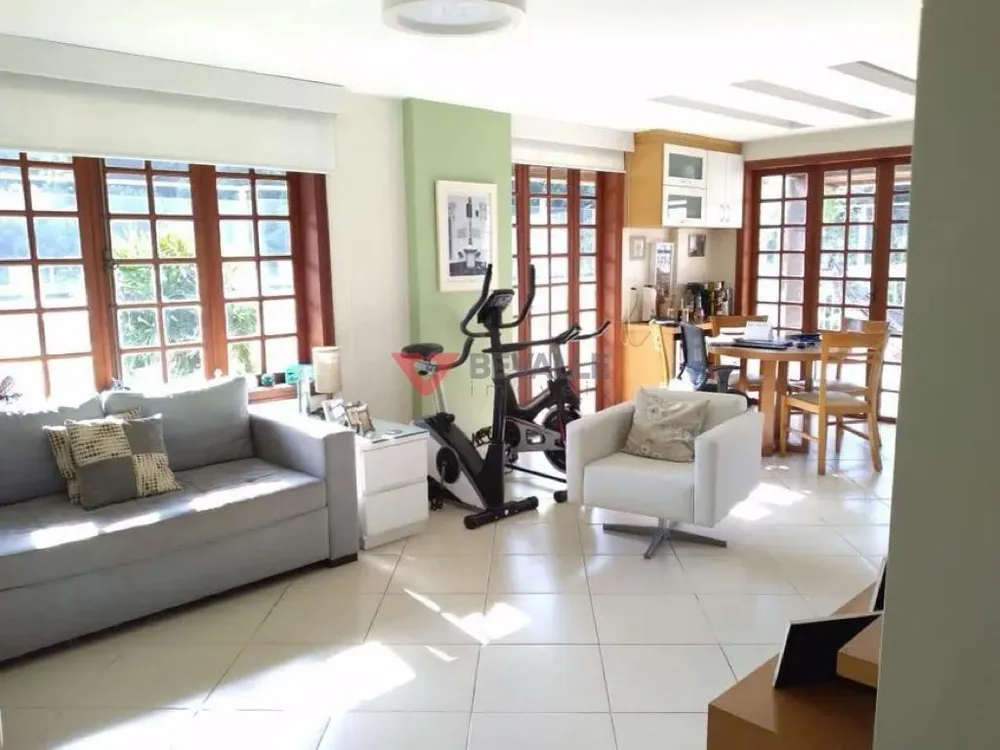 Cobertura, 3 quartos, 301 m² - Foto 11