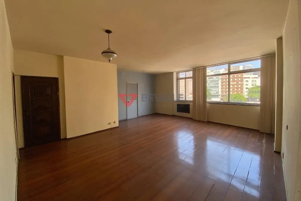 Apartamento, 3 quartos, 150 m² - Foto 1