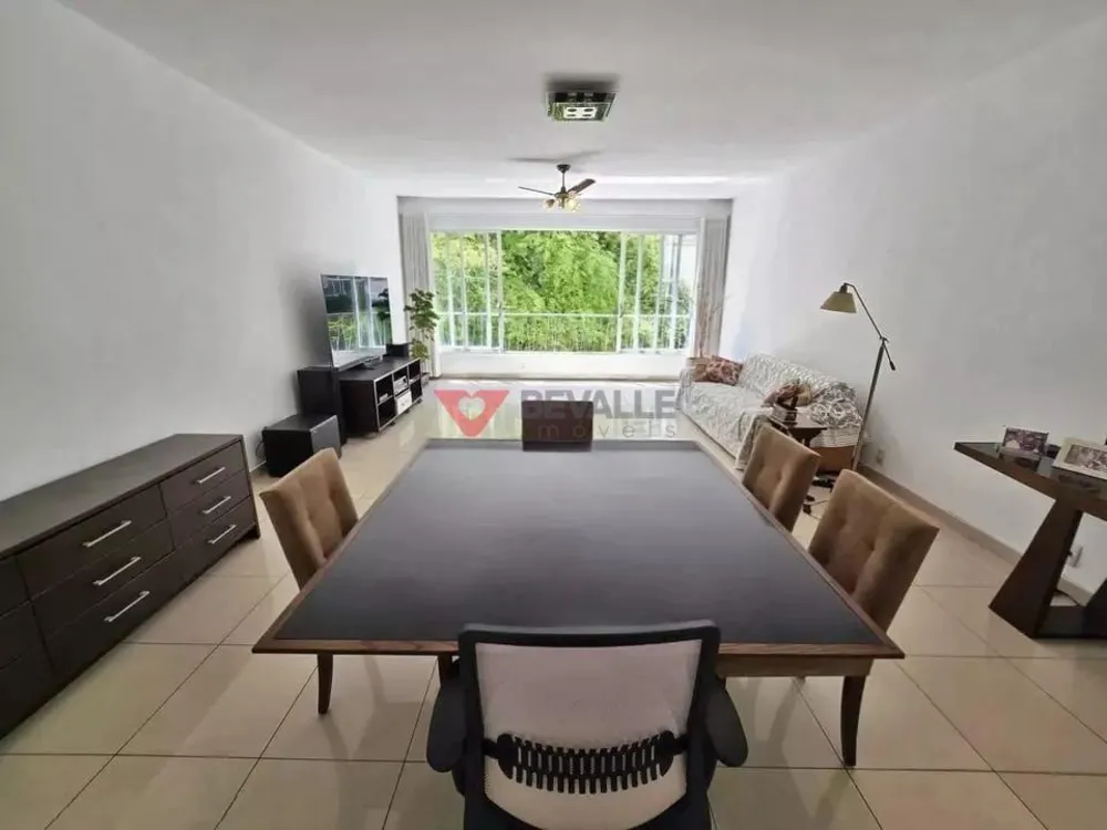 Apartamento, 3 quartos, 170 m² - Foto 1