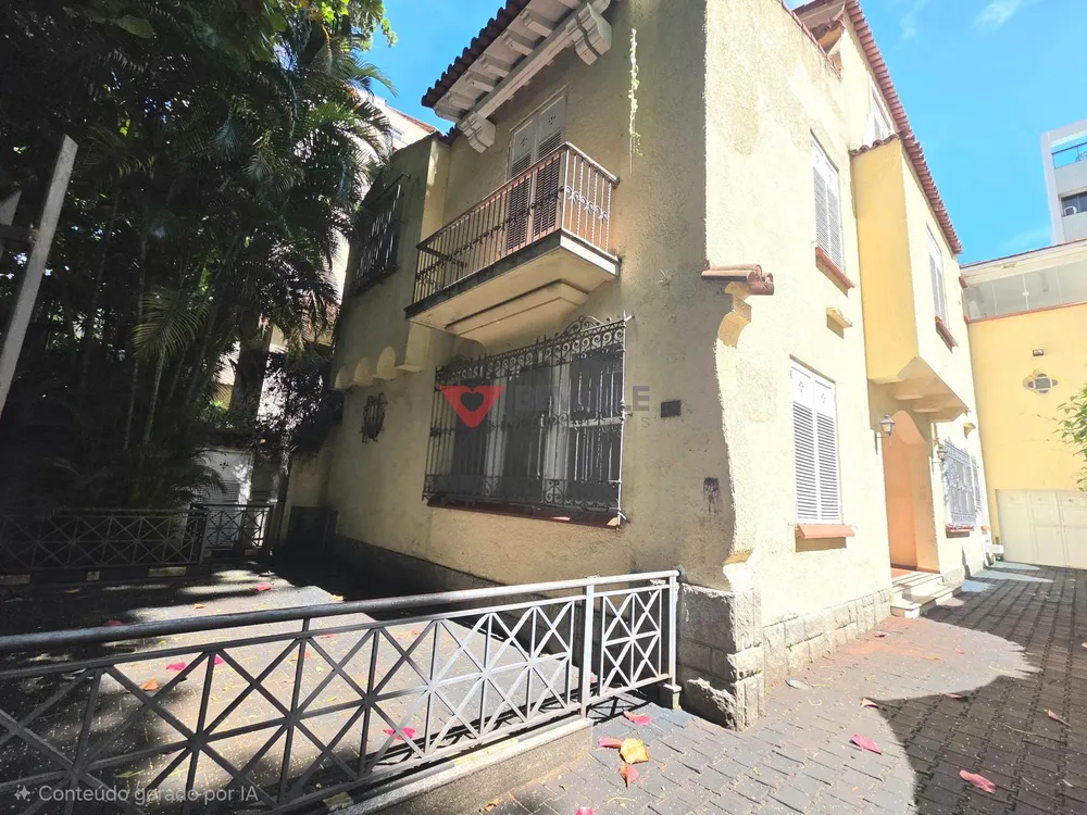Casa, 5 quartos, 300 m² - Foto 1