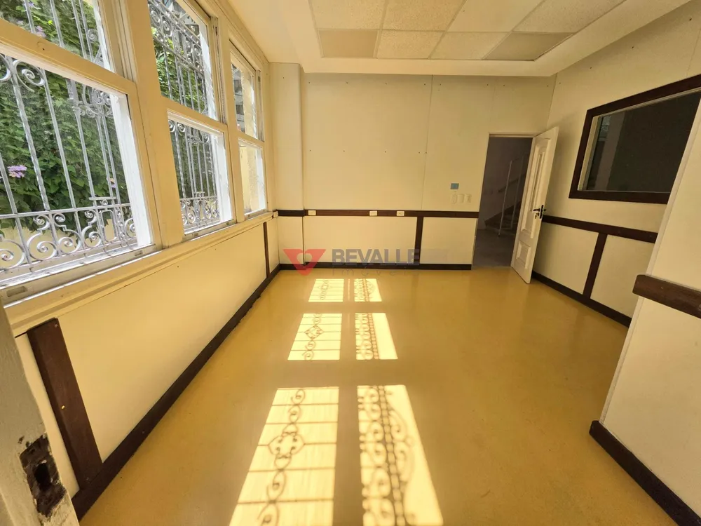 Casa, 5 quartos, 300 m² - Foto 21