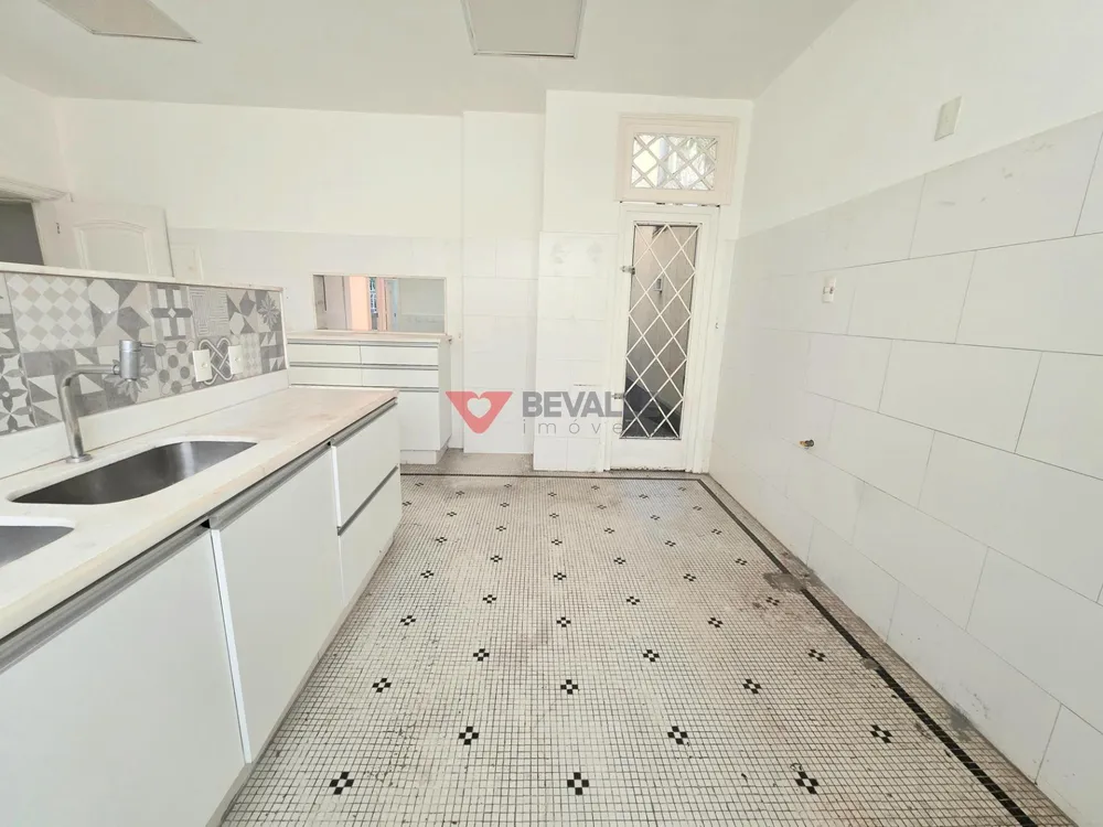 Casa, 5 quartos, 300 m² - Foto 33