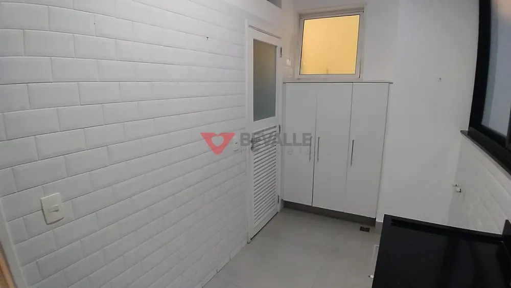 Apartamento, 3 quartos, 300 m² - Foto 2