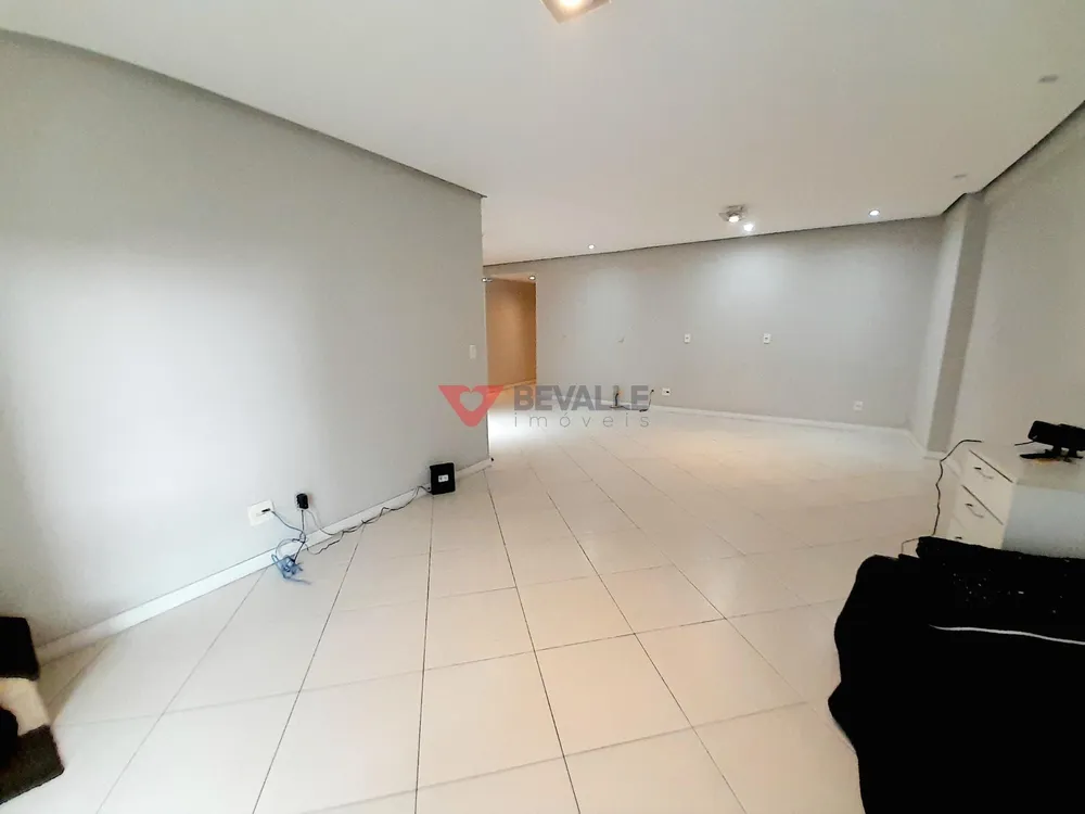 Apartamento, 3 quartos, 182 m² - Foto 3