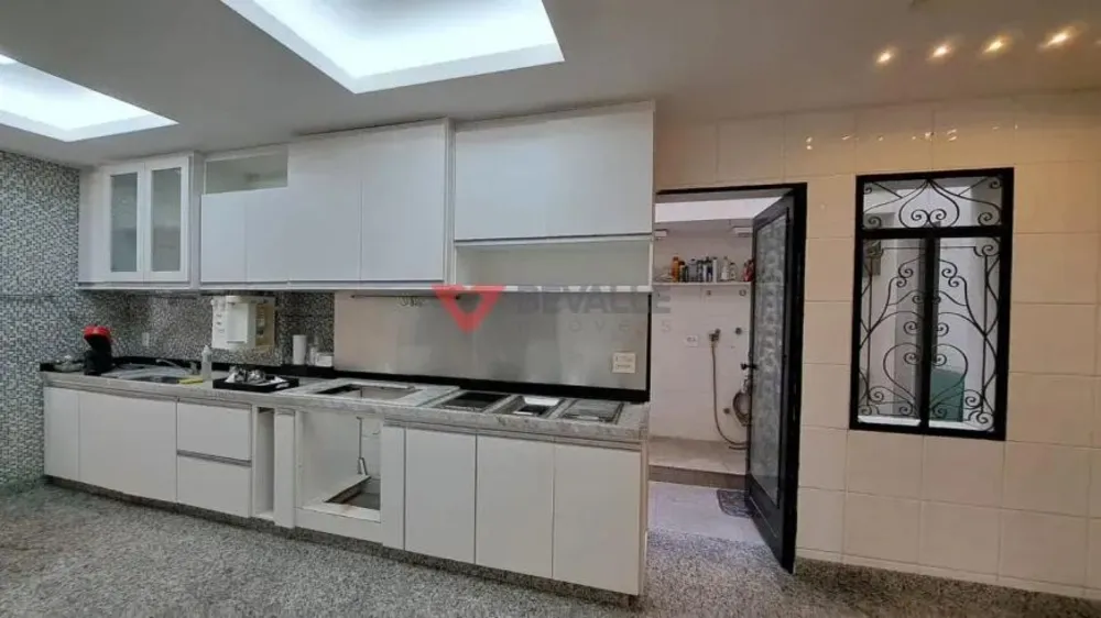 Casa, 4 quartos, 458 m² - Foto 31
