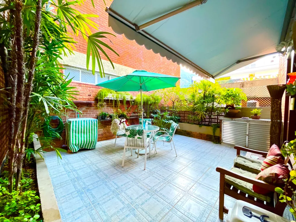 Casa, 4 quartos, 230 m² - Foto 1
